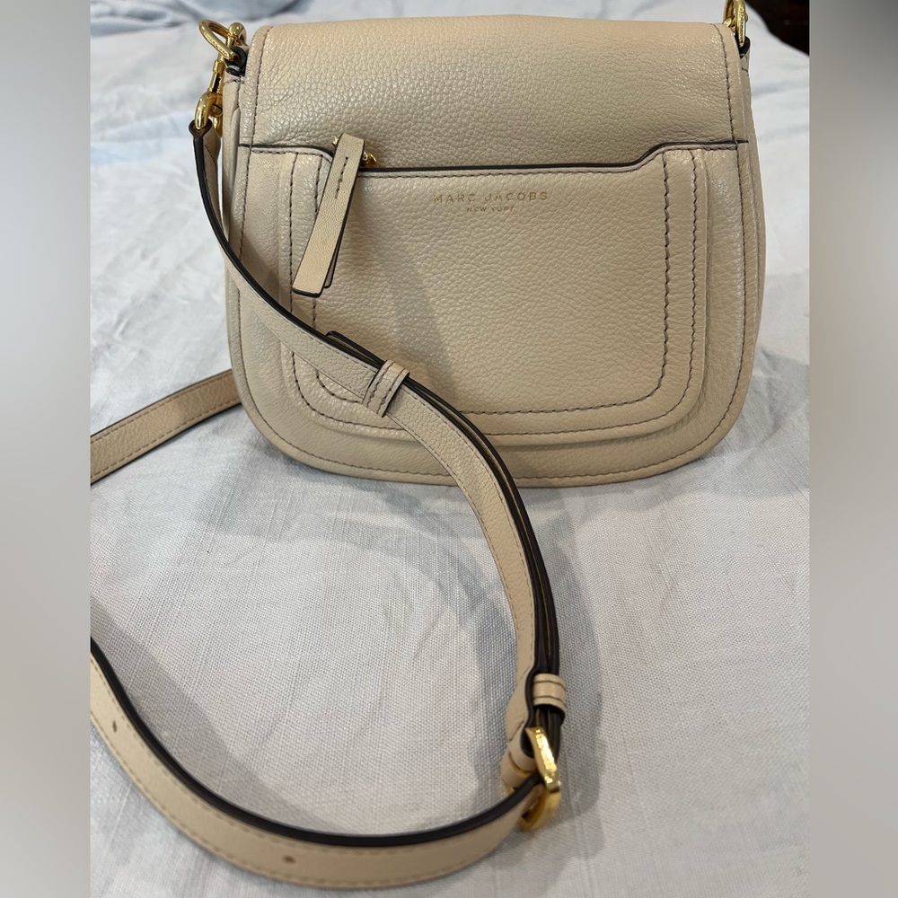 Marc Jacobs crossbody saddle bag